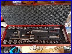 Britool NA658C 1/2 Drive Socket Set Metric AF 39 Piece, Contains E74 Ratchet