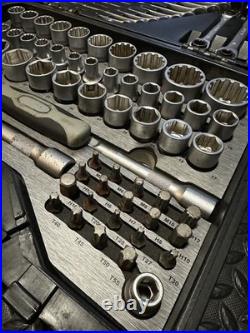 Custom Roebuck professional 72 Piece Socket, Combination & Ratchet Spanner set