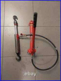 D1047 Hydraulic spreader