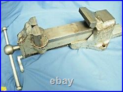 Fortis 4.1/2 Q/R bench vice with swivel jaws 1951 with crows foot