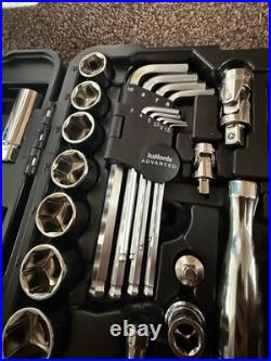 Halfords Advanced 100 Pc Socket Set. Garage Equipment/Tooling. Handheld Tooling