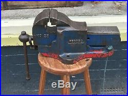 Record No 23 QUICK RELEASE HEAVY DUTY BENCH VICE 4 1/2 ENGINEERS / FITTERS