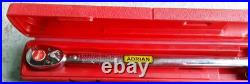 SNAP ON QJR 3200C 1/2 inch ratcheting torque wrench 30-200ft lb Box Instruction