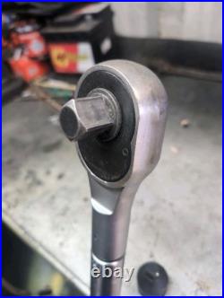 Sealey STW707 Torque Wrench Micrometer 3/4 Sq Drive Flip Reverse 200-1000Nm D Sealey STW707 Torque Wrench Micrometer 3/4 Sq Drive Flip Reverse 200-1000Nm D