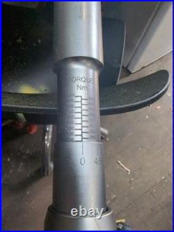 Sealey STW707 Torque Wrench Micrometer 3/4 Sq Drive Flip Reverse 200-1000Nm D Sealey STW707 Torque Wrench Micrometer 3/4 Sq Drive Flip Reverse 200-1000Nm D