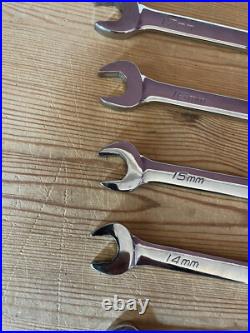 Snap-On, 10 piece, ratcheting spanner set, size 8 19mm, made in the USA used Snap-On, 10 piece, ratcheting spanner set, size 8 19mm, made in the USA used