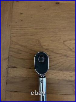 Snap On 1/2 Inch Drive SAE Adjustable Click Type Fixed Ratchet Torque Wrench