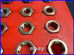Snap On 20 pc Master Spindle Rethreading Set RD20