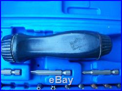 Snap On Blue Ratcheting Screwdriver SSDMR4B bluewith Cornwell Case & Bits