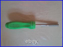 Snap On Green Hard Handle Screwdrivers, 1/4 Rachet, Trim Tool