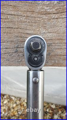Snap On QJR-2100B 3/8? Drive Foot/Pounds/NM Torque Wrench Snap On QJR-2100B 3/8? Drive Foot/Pounds/NM Torque Wrench