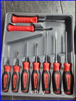 Snap On Screw Driver And Stricking Pry Bar Set In Case slight use