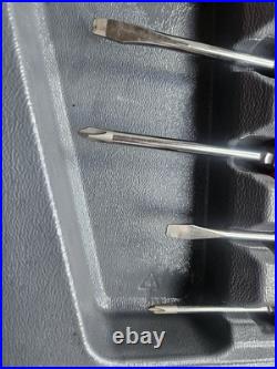 Snap On Screw Driver And Stricking Pry Bar Set In Case slight use