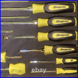 Snap On Tools Used SGDX160BFHV 16pc Hi-Viz Yellow Soft Grip Foam Screwdriver Set Snap On Tools Used SGDX160BFHV 16pc Hi-Viz Yellow Soft Grip Foam Screwdriver Set