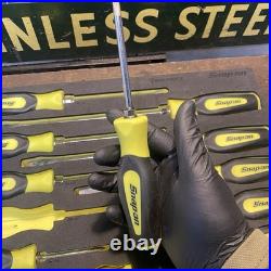 Snap On Tools Used SGDX160BFHV 16pc Hi-Viz Yellow Soft Grip Foam Screwdriver Set Snap On Tools Used SGDX160BFHV 16pc Hi-Viz Yellow Soft Grip Foam Screwdriver Set