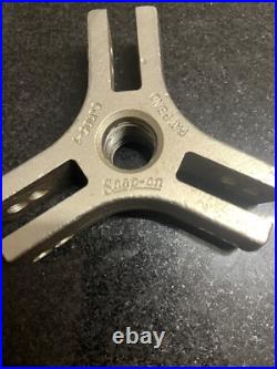 Snap On Yoke For 3 Legged Pullers CJ105-1