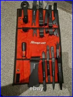 Snap-on 12 Piece Panel Popper / Trim Tool Removal With Another 11 Piece Set