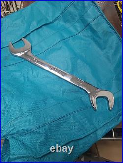 Snap-on 1-3/16 SAE 4-Way Open End Angle Chrome Wrench USA VS38B