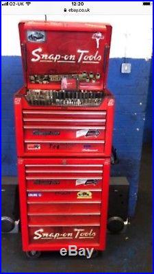Snap on box with tools