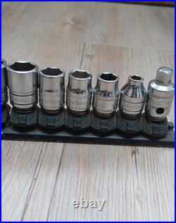 Snap-on twist-lock socket set and rail organizer
