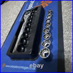 Snapon 3/8 Drive 12-Point Metric Flank Drive Low-Profile Ratchet/ Socket