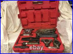 Sykes pickavant 1500 series hydraulic puller set with case