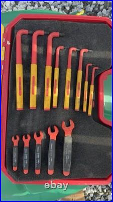 Tolsen Vdeline 29-Piece Insulated Socket and Tool Set with Storage Case