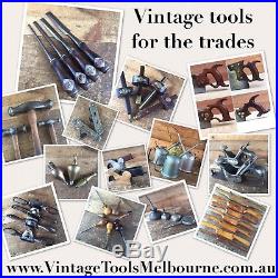 Vintage TITAN Australia SET OF 4+1 CHISELS Old Hand Tool #605